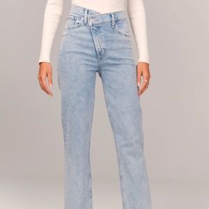 Abercrombie curve love 90's straight ultra high jean